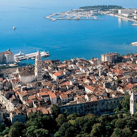 Luxury Rooms Ana In The Heart Of Split Exterior photo
