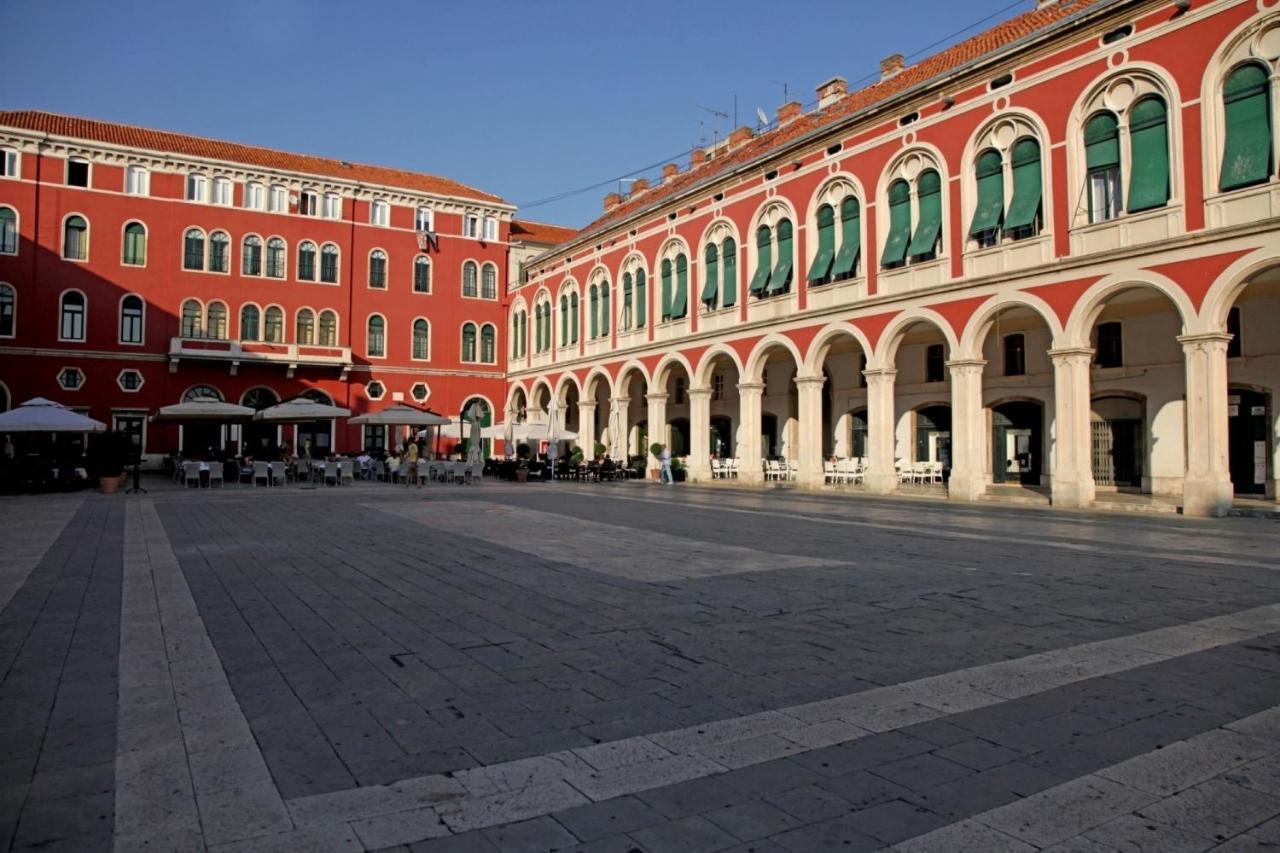 Luxury Rooms Ana In The Heart Of Split Exterior photo